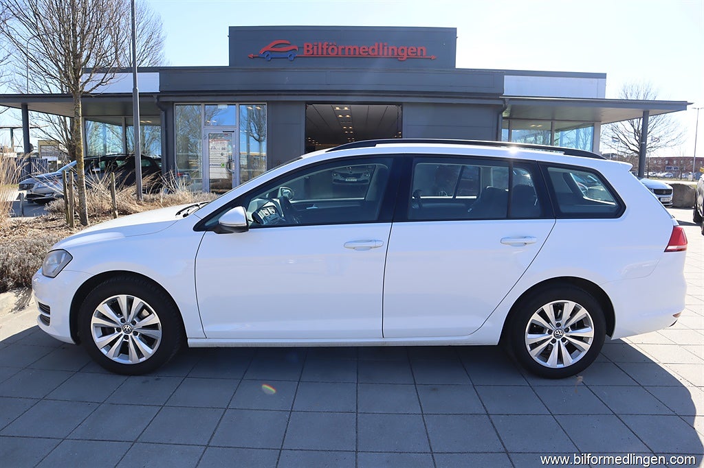 Volkswagen Golf SPORTSCOMBI 1.2 TSI FWD 105hk Backkamera Svensksåld