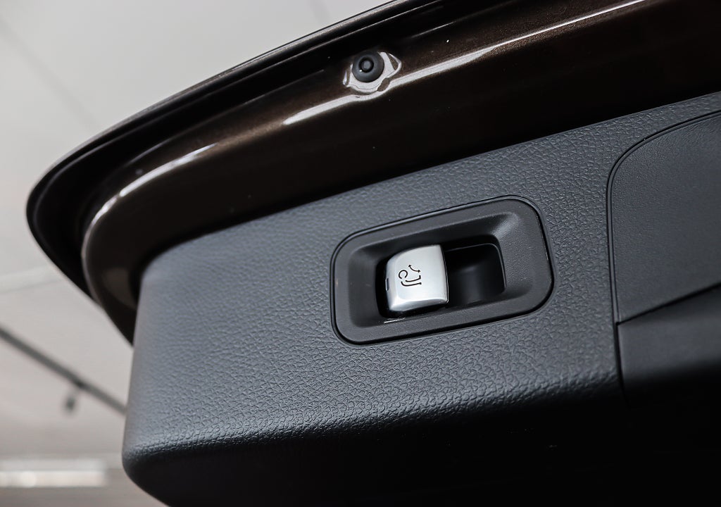Mercedes-Benz GLC 250 d 4MATIC Exclusive 360° Burmester Värm 1 ägare Drag