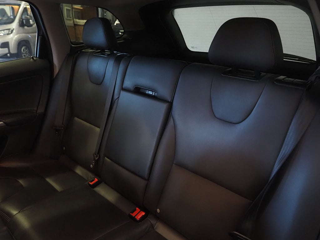 Volvo XC60 D4 AWD Aut Summum Business| Drag | D-värm | Kamrem bytt 2016