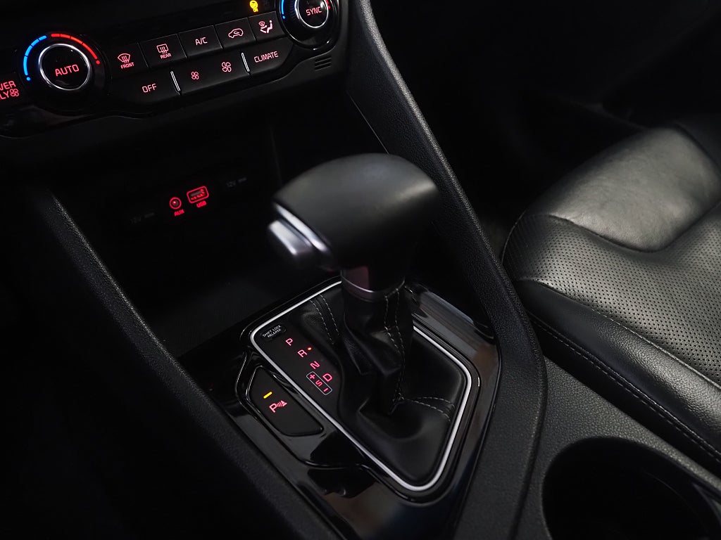 Kia Niro Hybrid 141hk DCT Advance Plus | Navi | Backkamera | 2019