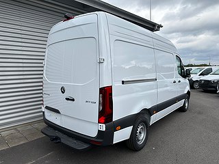 Transportbil - Skåp Mercedes-Benz Sprinter 10 av 21