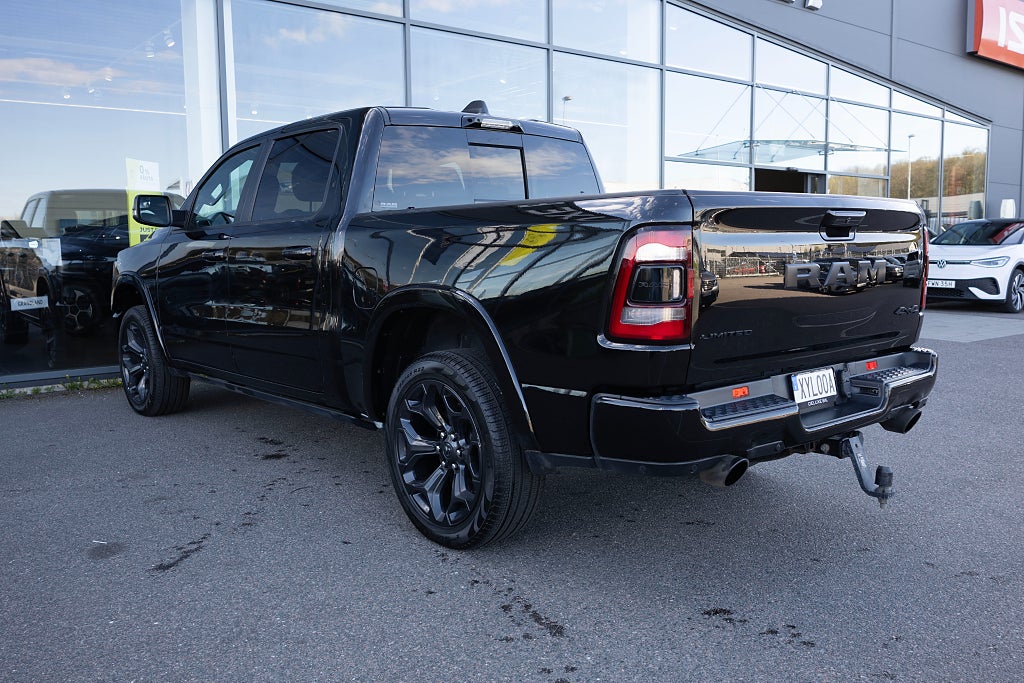 RAM 1500 5.7 V8 HEMI Limited Night Edition Nya bromsar Cut-Out