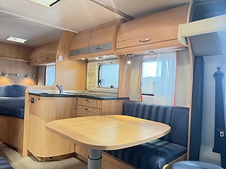 Husbil-halvintegrerad Bürstner SOLANO 710 13 av 30