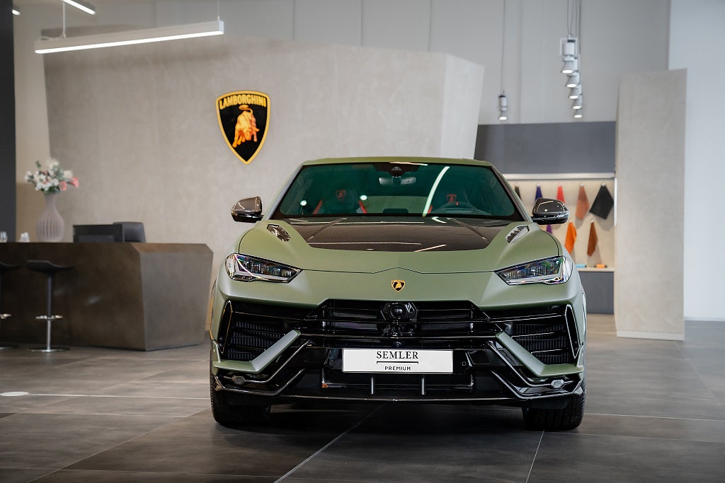 Gallery image 3 of 12