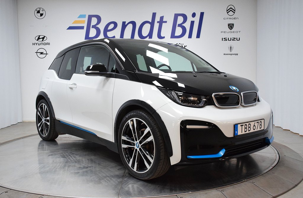 BMW i3s 120 Ah Charged Plus/ Navi - Stora skärmen/ Service Inkl.