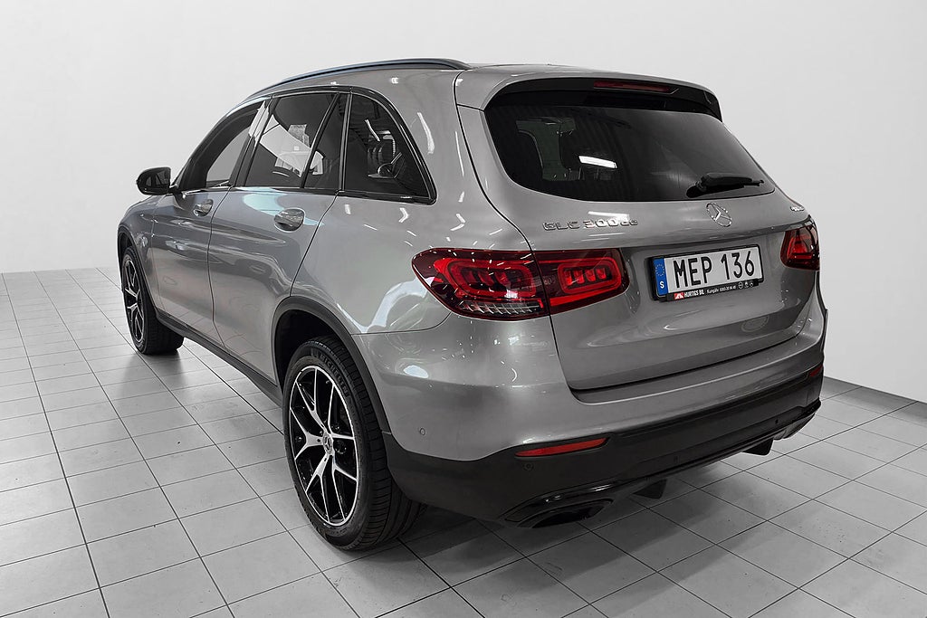 Mercedes-Benz GLC300 de 2022 - miniatyr 8