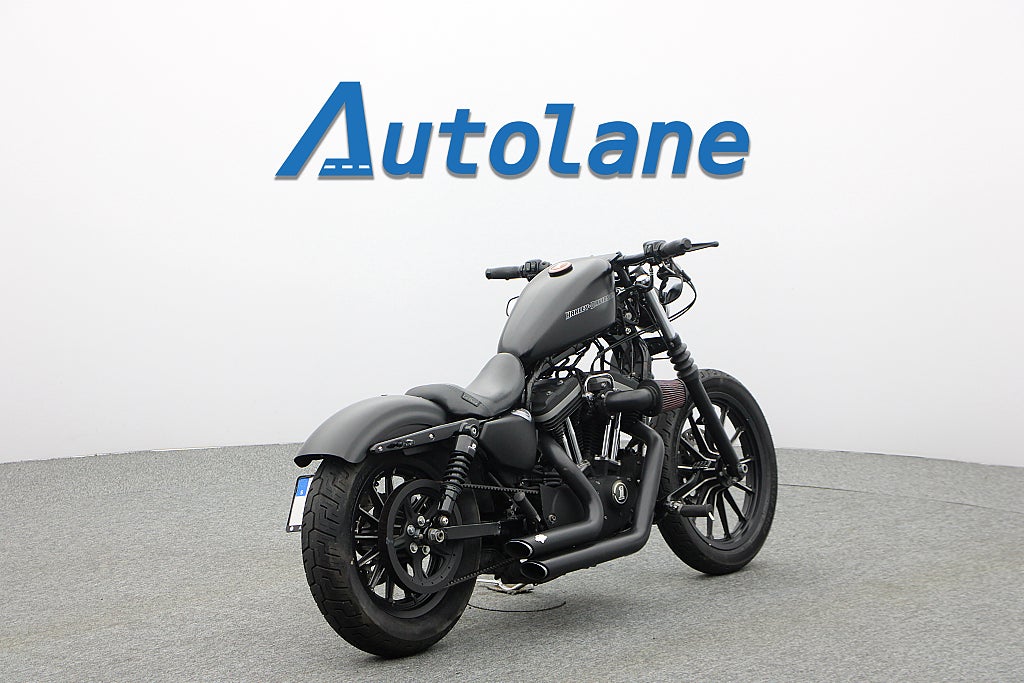 Harley-Davidson Iron 883 *Vance & Hines Le Pera Nyservad