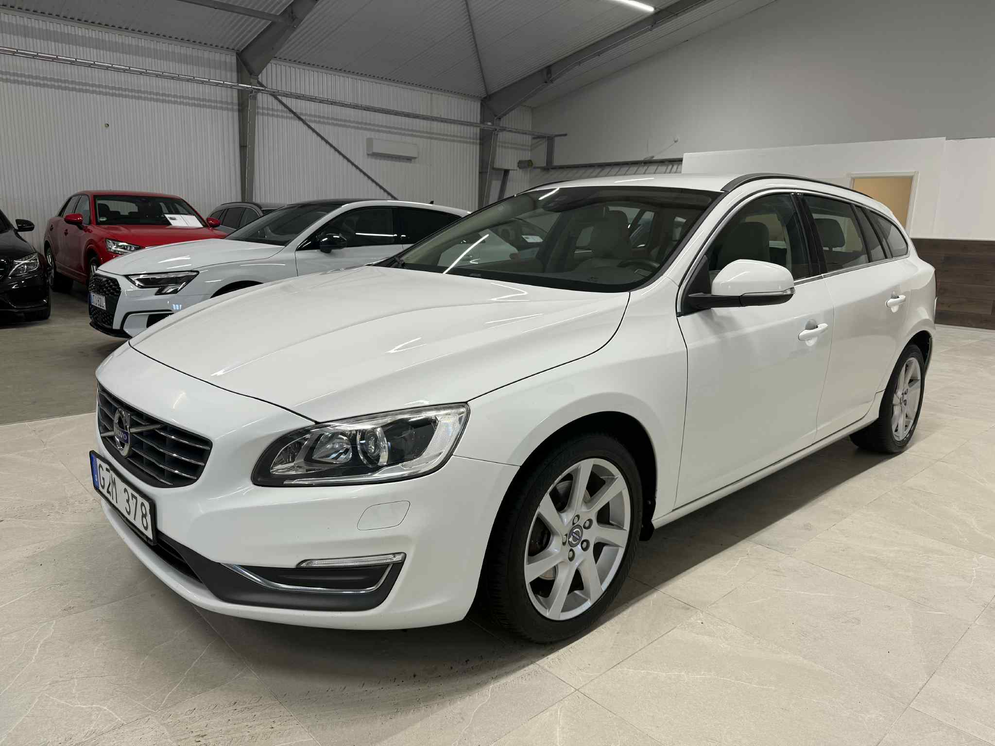Volvo V60 2014, kuva 4/43