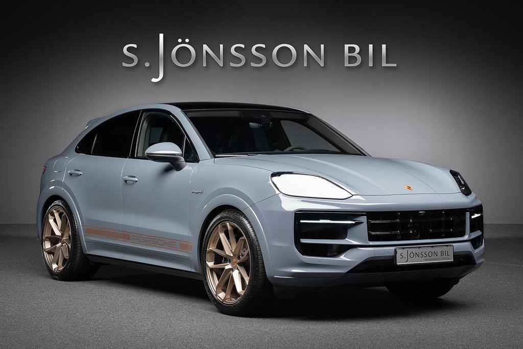 Porsche Cayenne E-Hybrid Coupe / SportDesign / Se Spec 