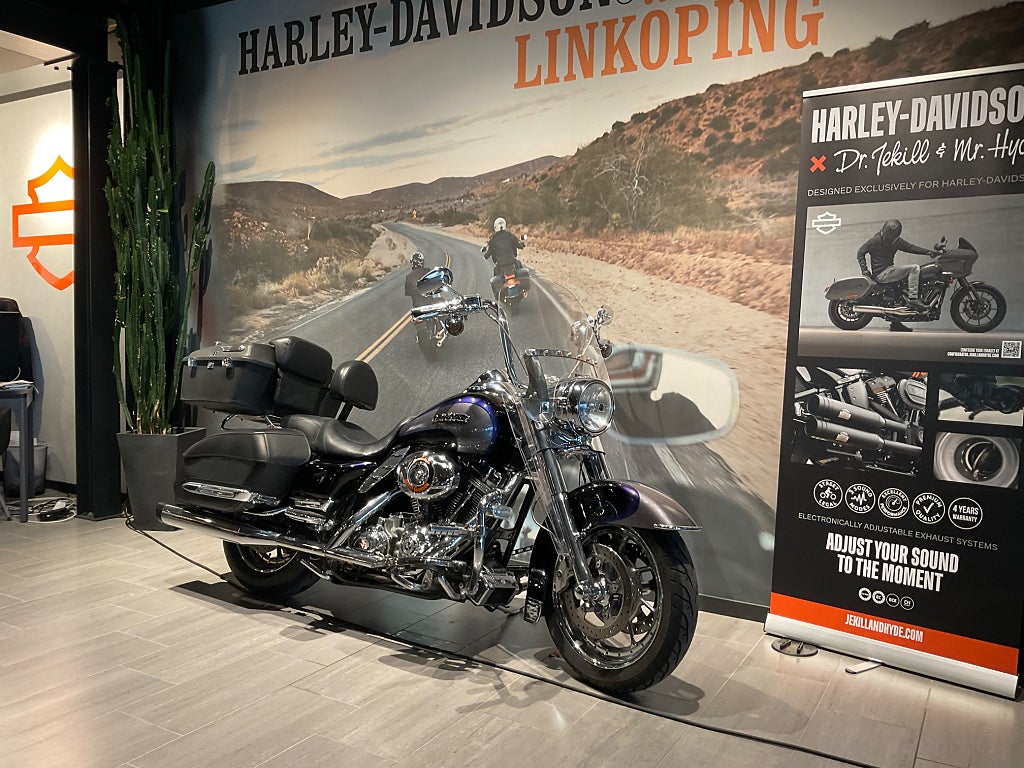 Harley-Davidson CVO Road King 