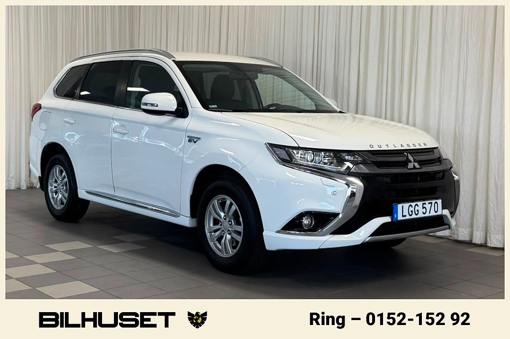 Mitsubishi Outlander PHEV CVT City Dragkrok B-Kamera Keyless