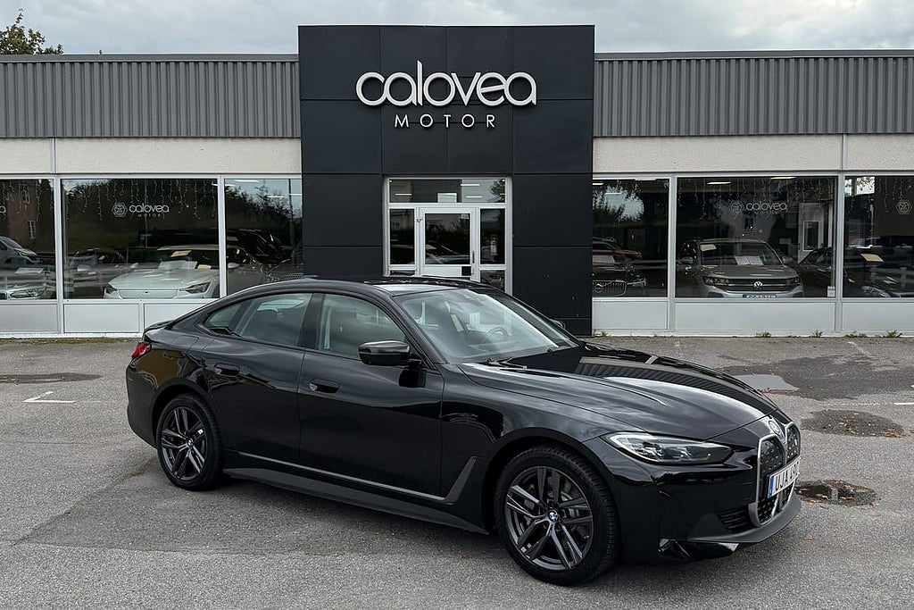 BMW i4 eDrive40 340 hk Automat - Dragkrok, Skinn, SoH 94 %