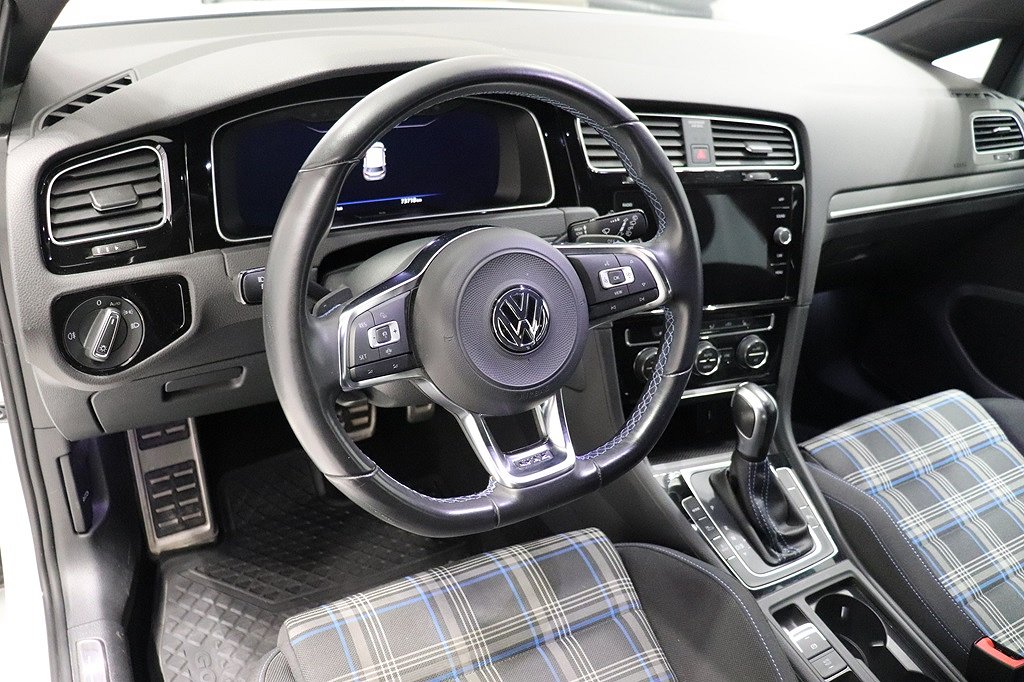 Volkswagen Golf GTE 1.4 TSI DSG 204hk Digital cockpit 2020
