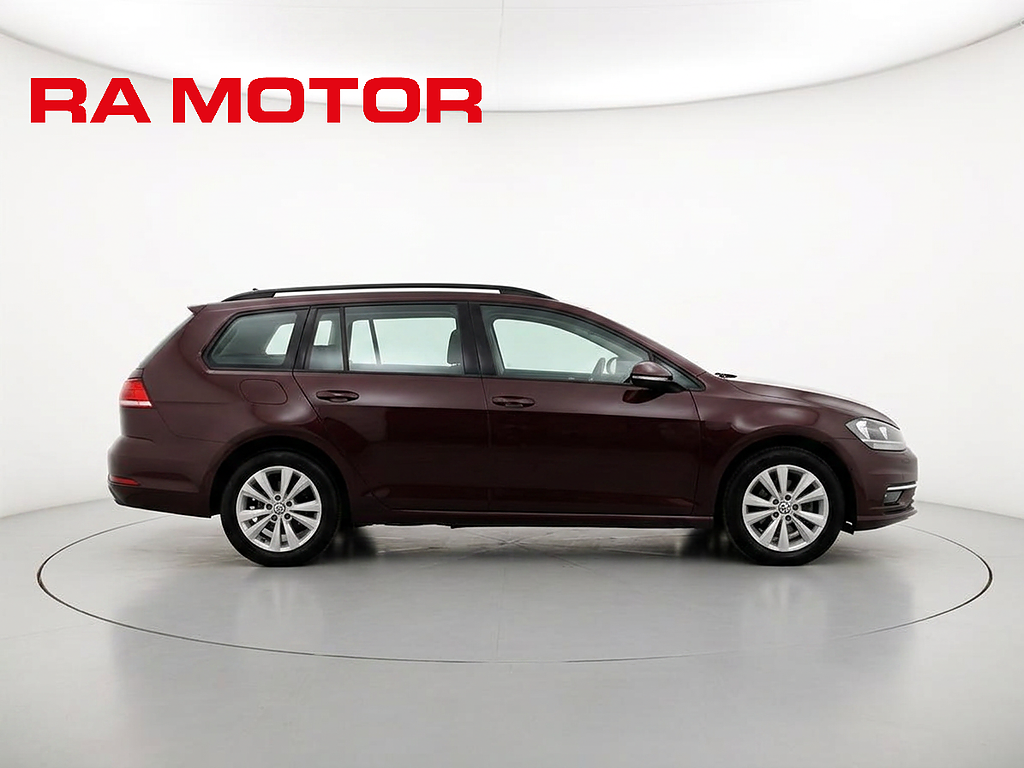 Volkswagen Golf SC 1.6 TDI 116hk | D-värm | Drag | Backkamera | 2017