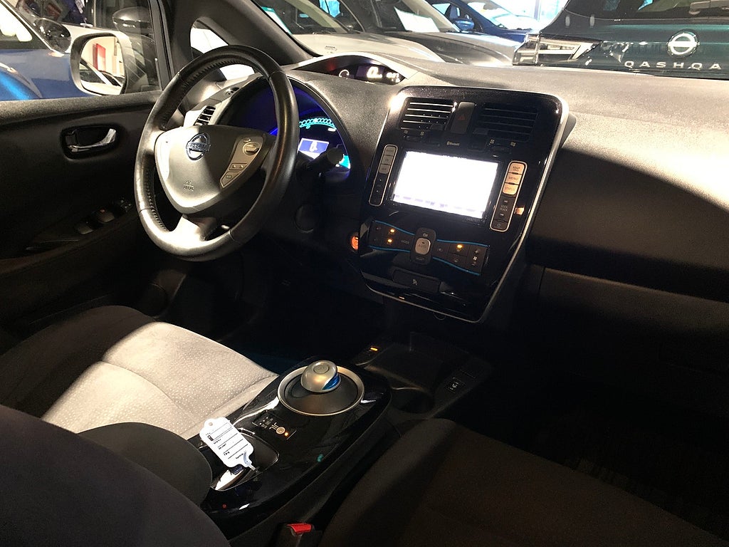 Nissan Leaf 30 kWh |TEKNA | Kamera | Apple Carplay 2017