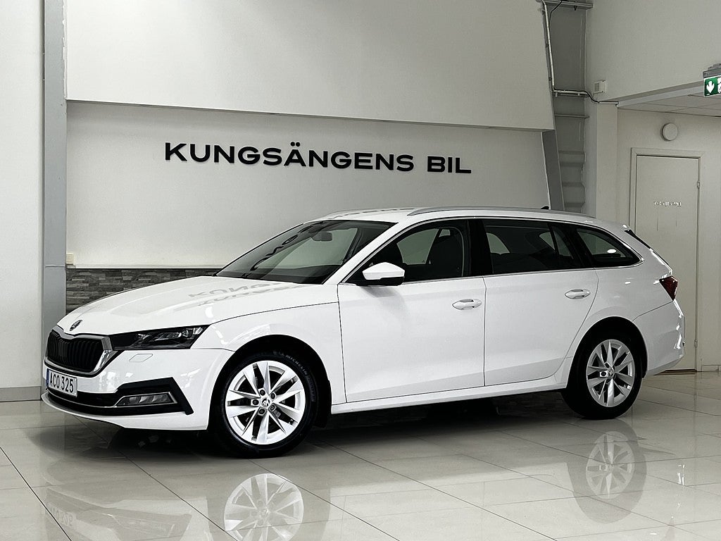 Skoda Octavia Kombi 2.0 TDI Style Navi Drag Adap-fart Cockpit CarPlay