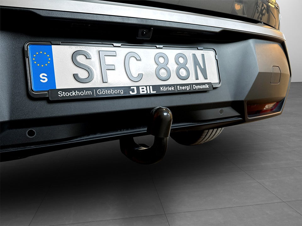 Bild på Peugeot 5008 GT Hybrid e-DSC 136hk Aut 7-SITS PANO DRAG