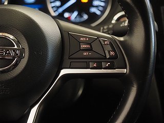 SUV Nissan Qashqai 18 av 19