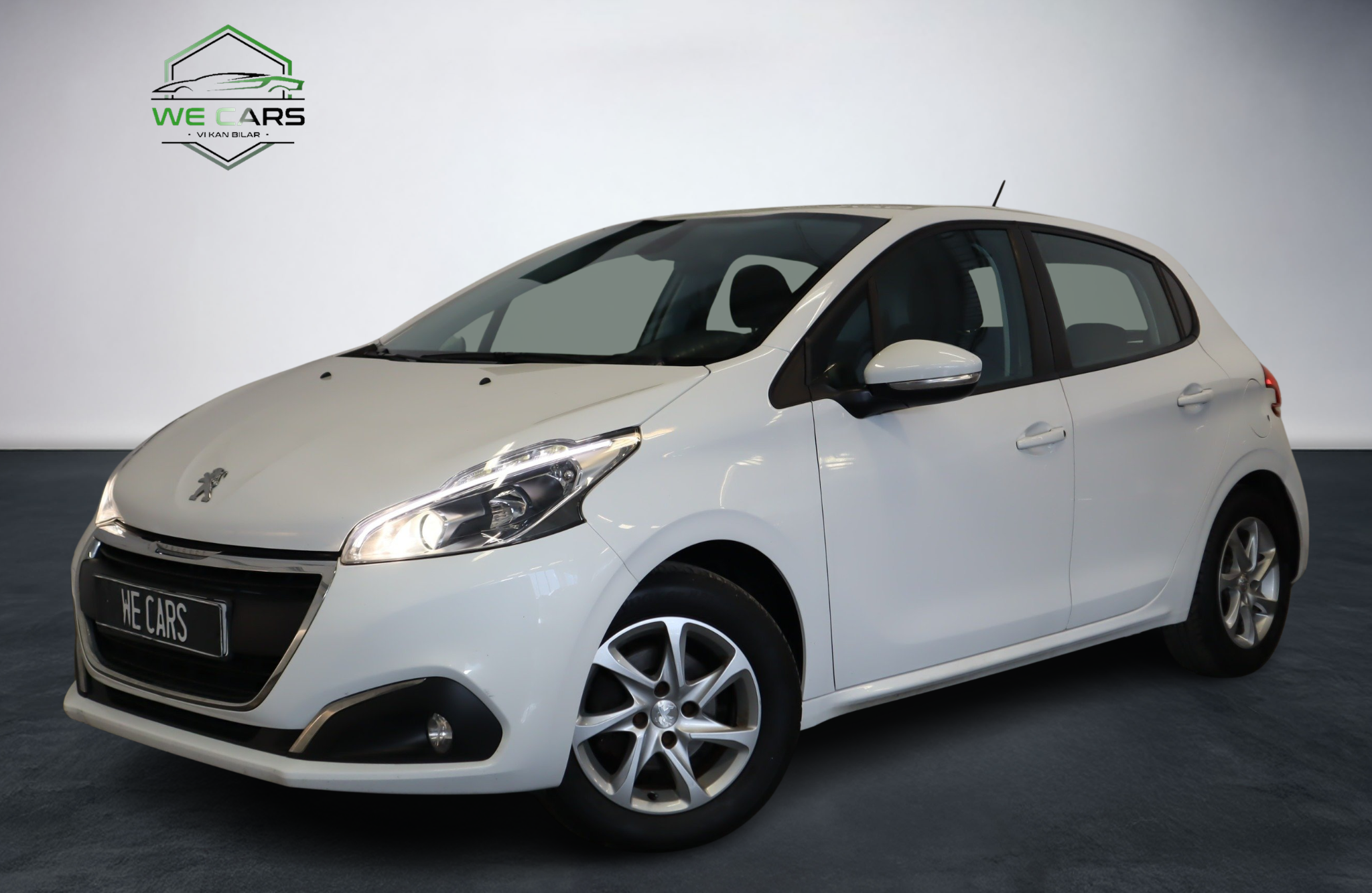 Peugeot 208 1.2 PureTech 2016, bild 2/10