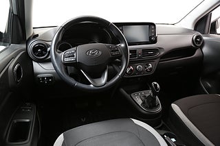 Halvkombi Hyundai i10 12 av 22