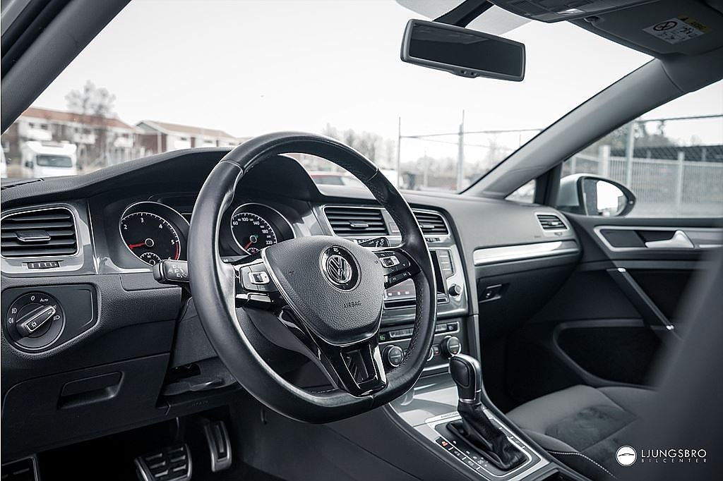 Volkswagen Golf Alltrack 2.0 4M 184hk / Kamrem bytt / Drag
