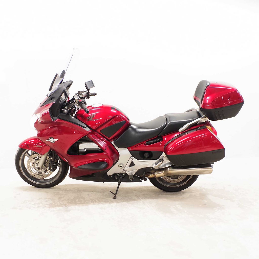 Honda Powersports ST1300 Pan-European 1.3