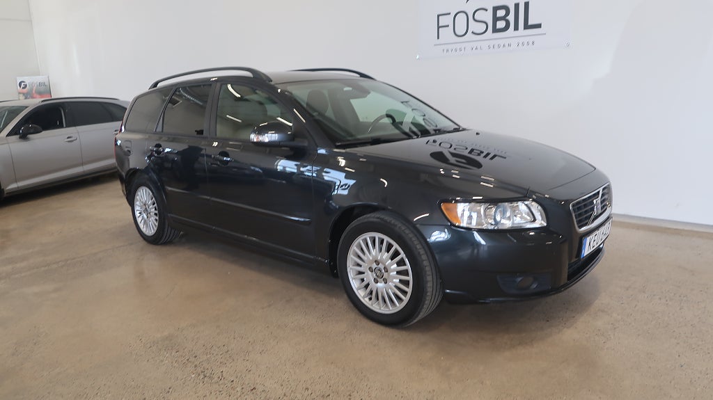 Volvo V50 *Kampanj 2000kr CirkelK* 2.0F Momentum Drag Nyservad