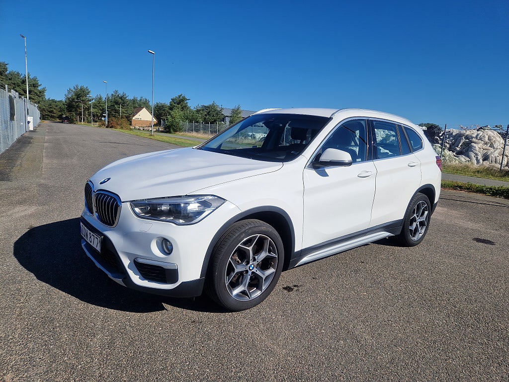 BMW X1 sDrive18i X-Line Euro 6 