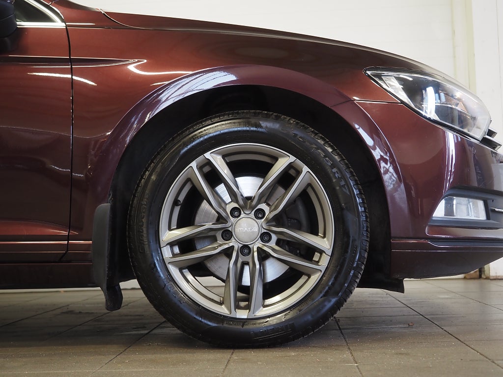 Volkswagen Passat SC TSI 150hk DSG |Cockpit|Drag|Backkamera| 2018