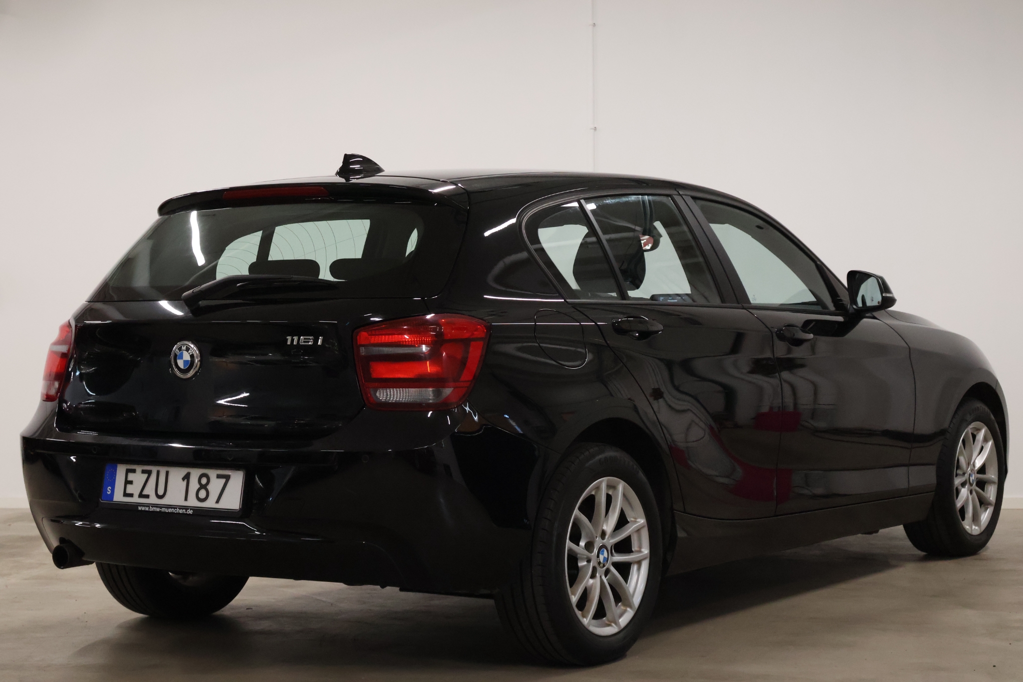 BMW 116 2013, kuva 5/10