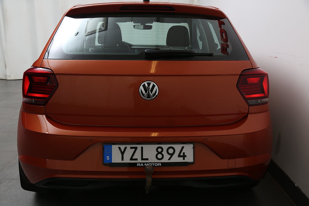 Volkswagen Polo 1,0 TSI 95hk DSG P-sensorer Motorv Dragkrok 2018