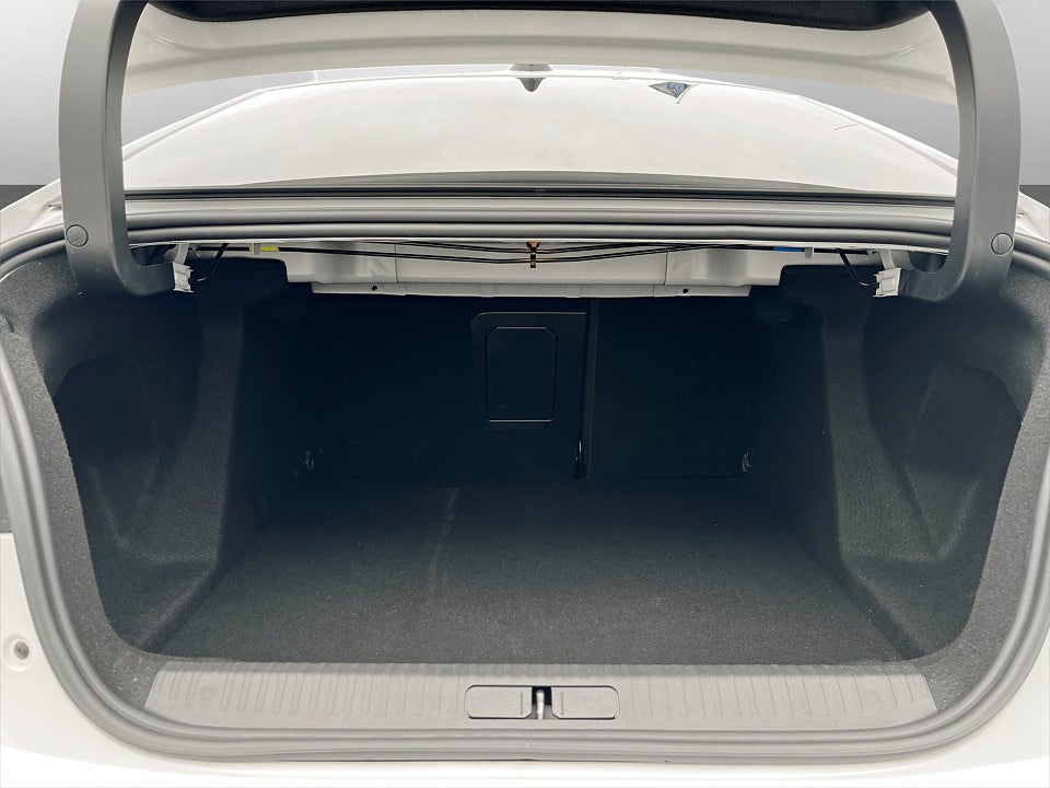 Bild på Citroën C4 Shine 1.2 PT 130hk Aut B-KAMERA CARPLAY