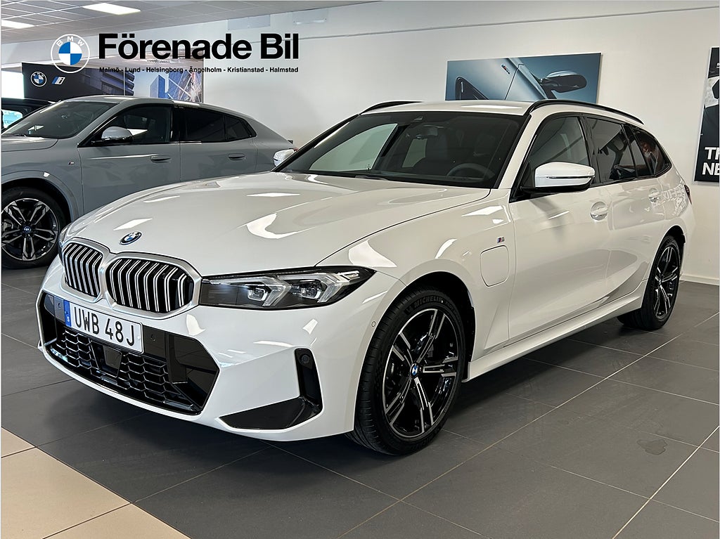 BMW 330e xDrive Touring M-Sport Adaptiv Farthållare Rattvärme 