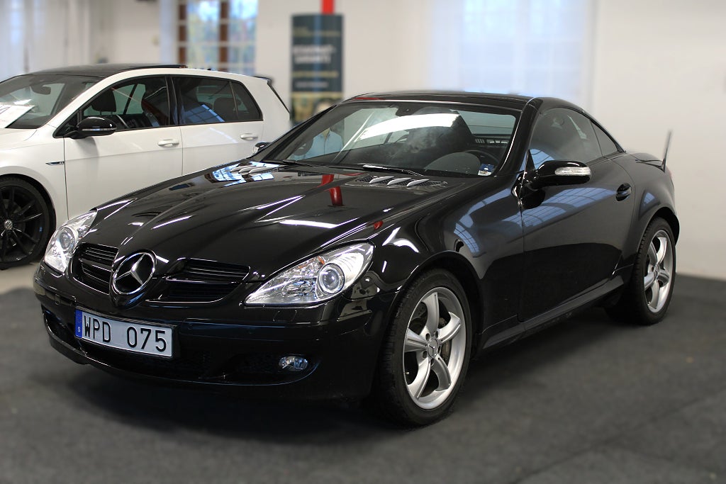 Mercedes-Benz SLK 350 |Svensksåld|H/K|P-sensor|Lågmil|272hk