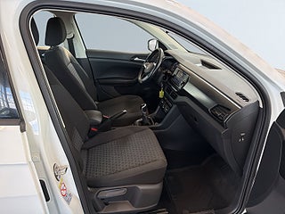 Volkswagen T-CROSS 1.0 TSI S&V-hjul/Bluetooth/Dragkrok/Parkeringssensorer – bild 10