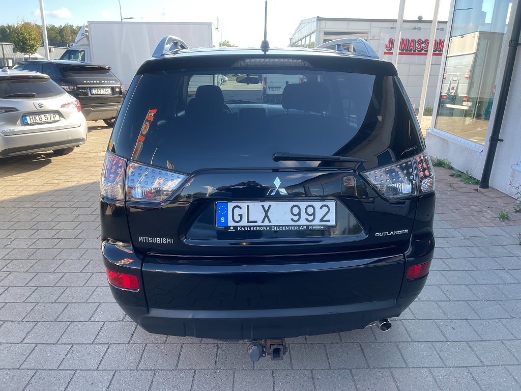 Mitsubishi Outlander 2.4 AWD CVT