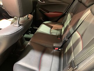 Halvkombi Mazda CX-3 13 av 22