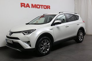 SUV Toyota RAV4 1 av 23