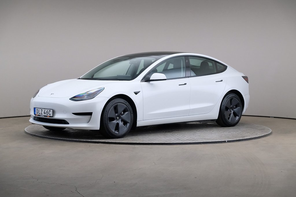 Tesla Model 3 Standard Range Plus Rwd