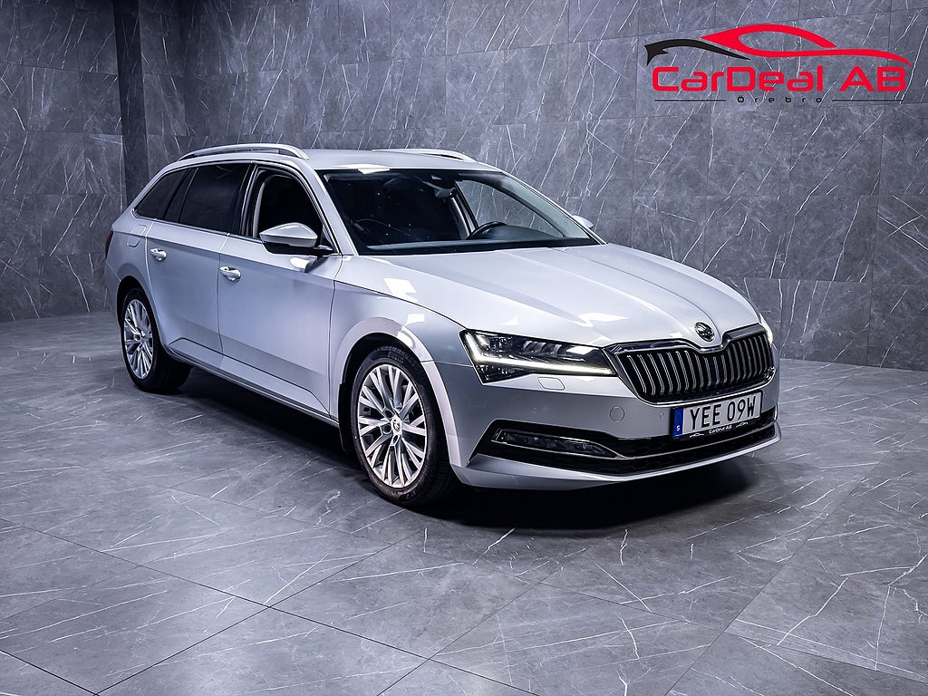 Skoda Superb Kombi 2.0 TDI Kamera CarPlay Minnesstol Drag MOMS