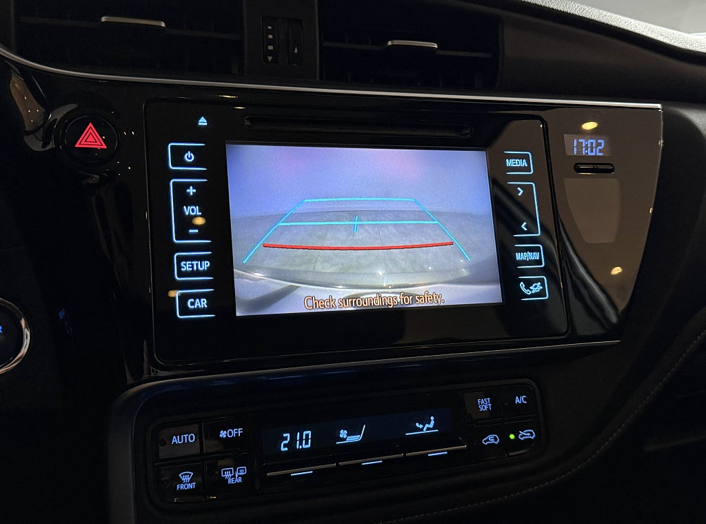 Toyota Auris Touring Sports Hybrid e-CVT Active Plus PANO 2-ÄGARE