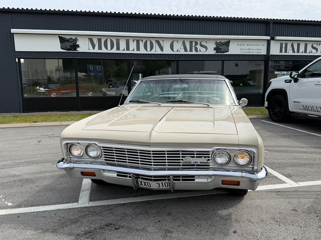Chevrolet Caprice Custom Sedan 5.4 V8 Powerglide