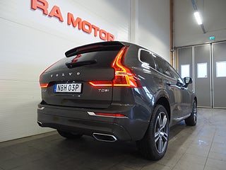 SUV Volvo XC60 7 av 29
