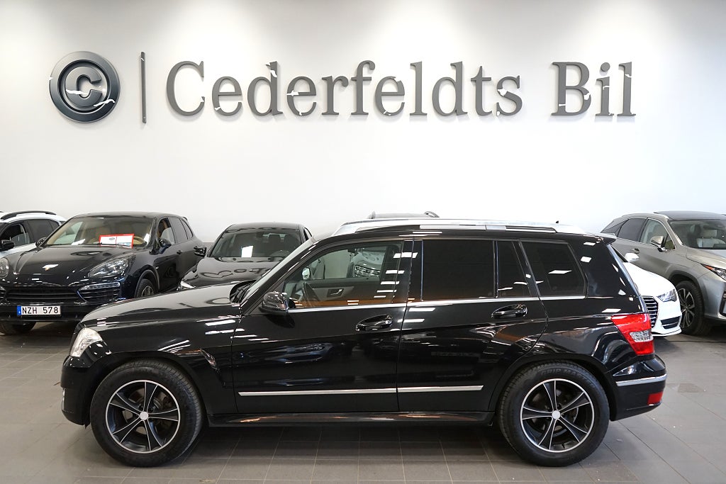 Mercedes-Benz GLK 220 CDI 4MATIC NYBESIKTIGAD Drag Pano P-Sensorer