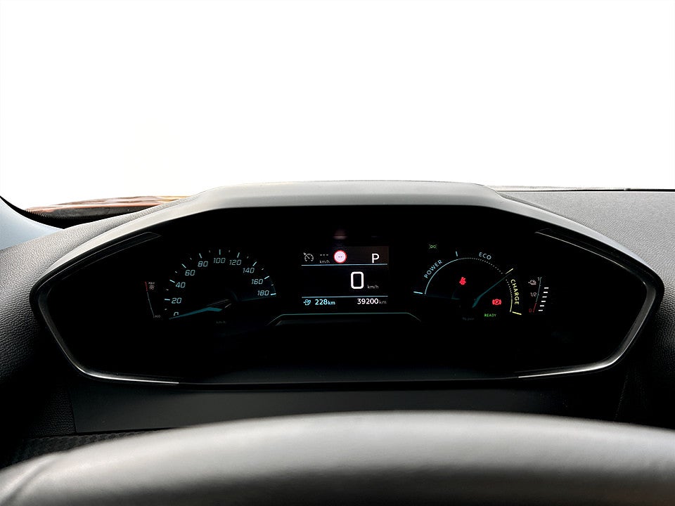Bild på Peugeot e-2008 Active 50 kWh 136hk Aut CARPLAY