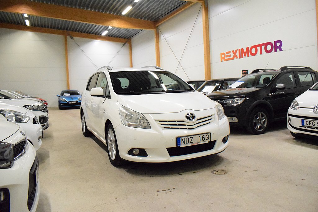 Toyota Verso 2.2 D-4D   Automat