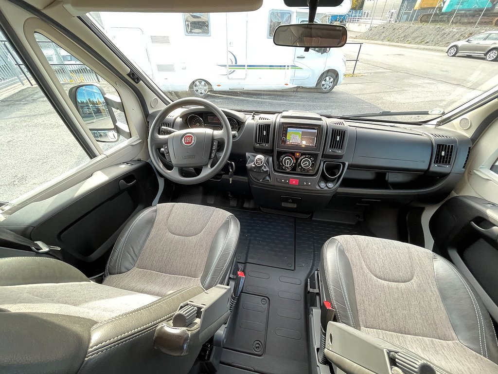 Adria Matrix 670 SC Nordkapp  / ALDE / Taksäng / 3500kg / 5bält / - Adria