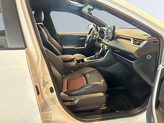 Toyota RAV4 Plug-in E-CVT X EDITION MOMS/LågMIl/Kamera/Drag/SoV – bild 10