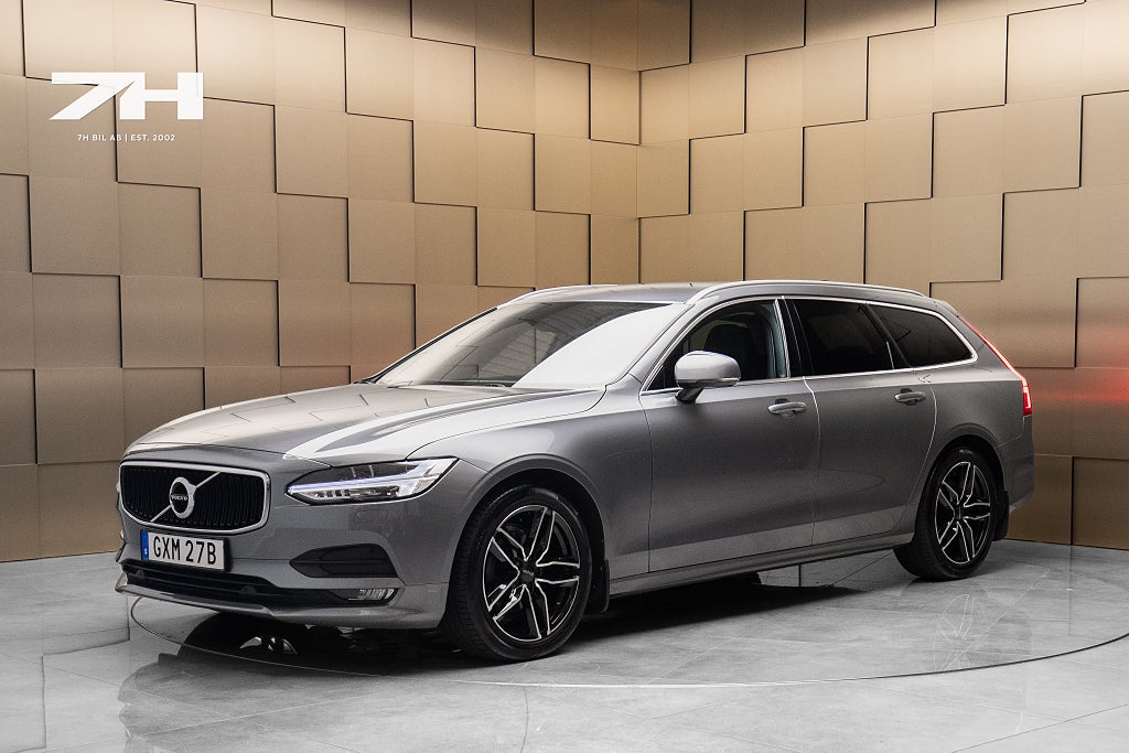Volvo V90 D4 Momentum Adv / Adaptiv Farth. / Drag