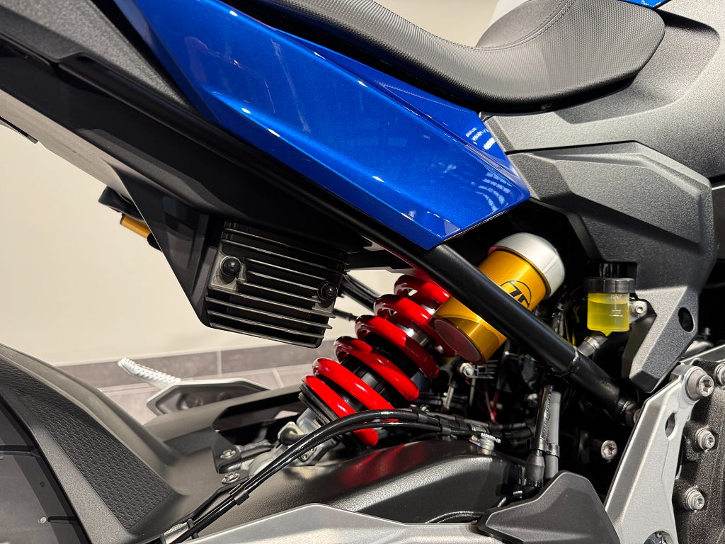 BMW F900R/Ord pris: 138.395kr/Nu: 127.900kr/100mil/Sport